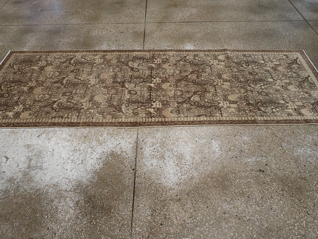 Antique Persian Malayer Runner, No.32696 - Galerie Shabab