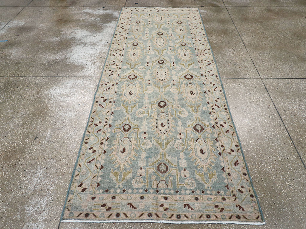 Vintage Persian Malayer Runner, No.32699 - Galerie Shabab