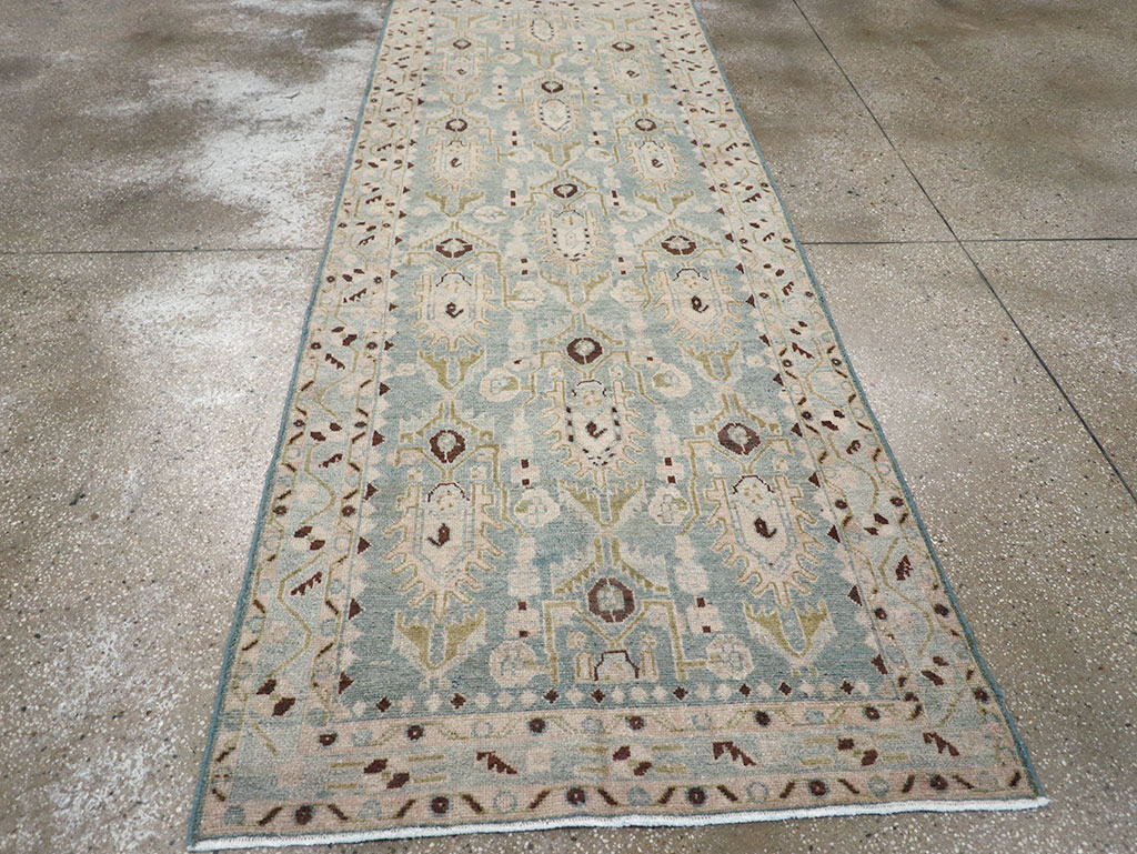 Vintage Persian Malayer Runner, No.32699 - Galerie Shabab