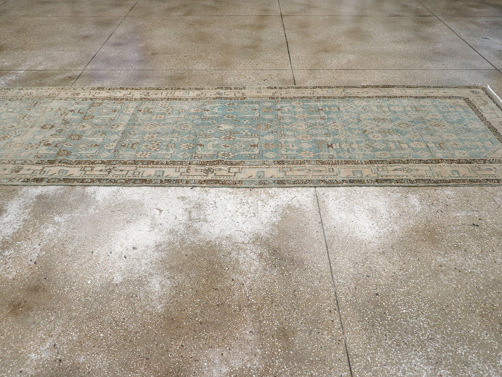 Vintage Persian Malayer Runner, No.32700 - Galerie Shabab