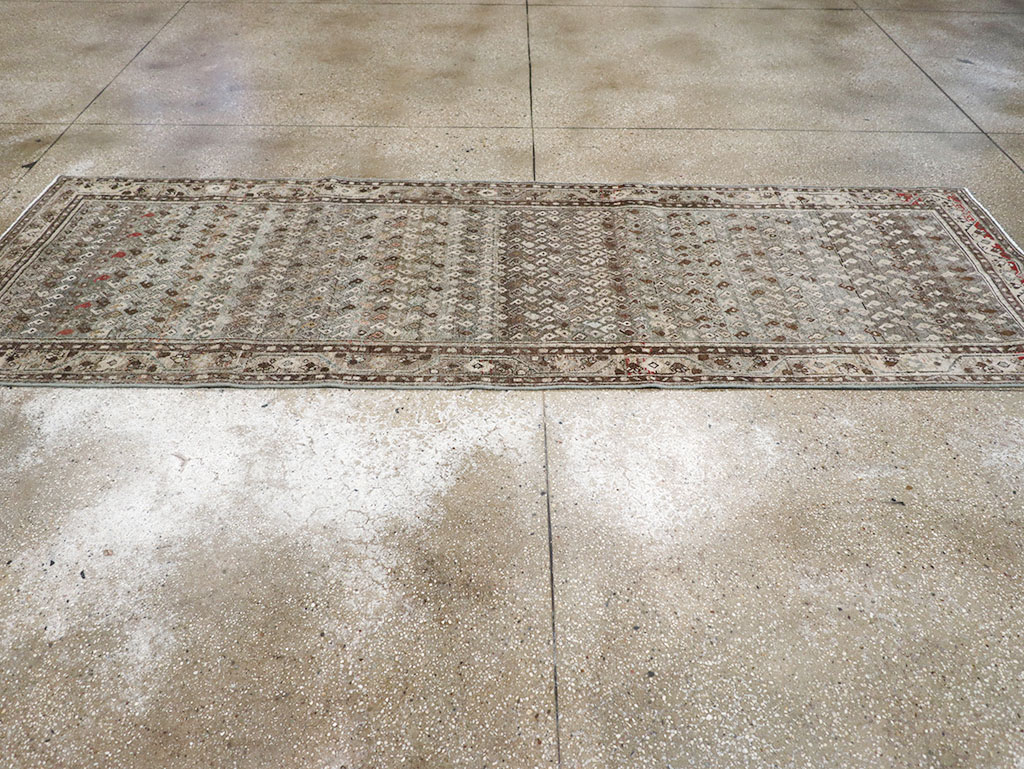 Vintage Persian Malayer Runner, No.32701 - Galerie Shabab