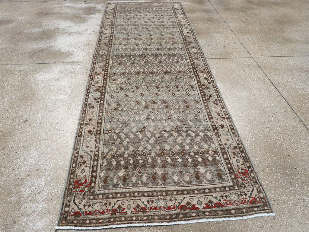 Vintage Persian Malayer Runner, No.32701 - Galerie Shabab