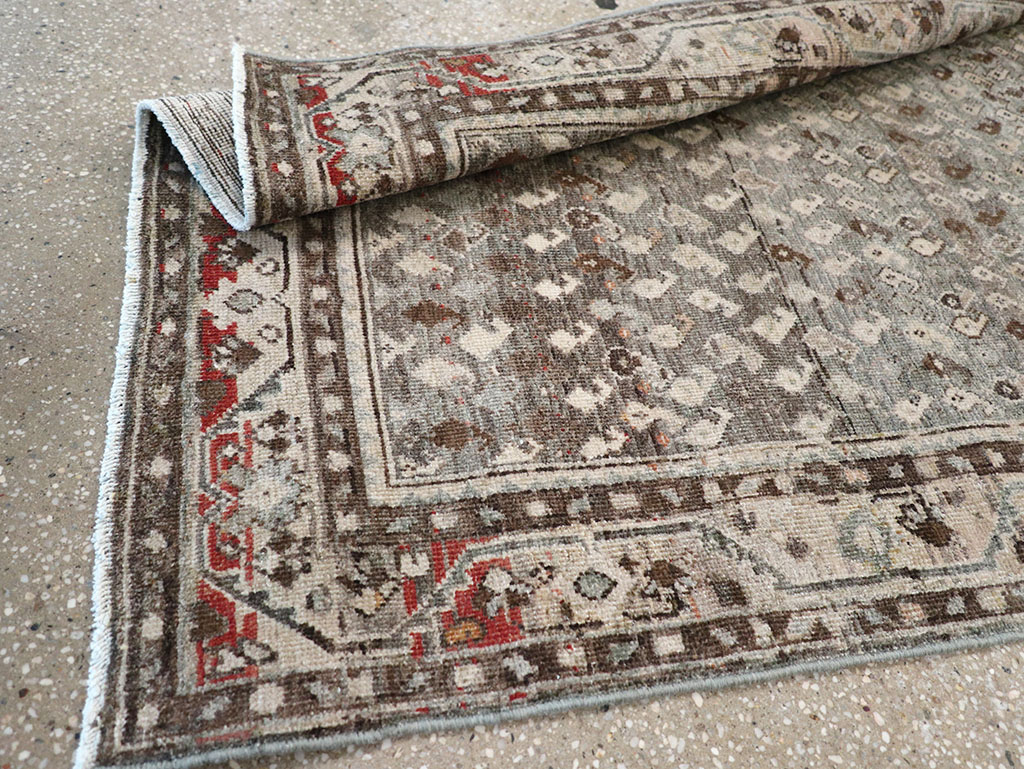 Vintage Persian Malayer Runner, No.32701 - Galerie Shabab