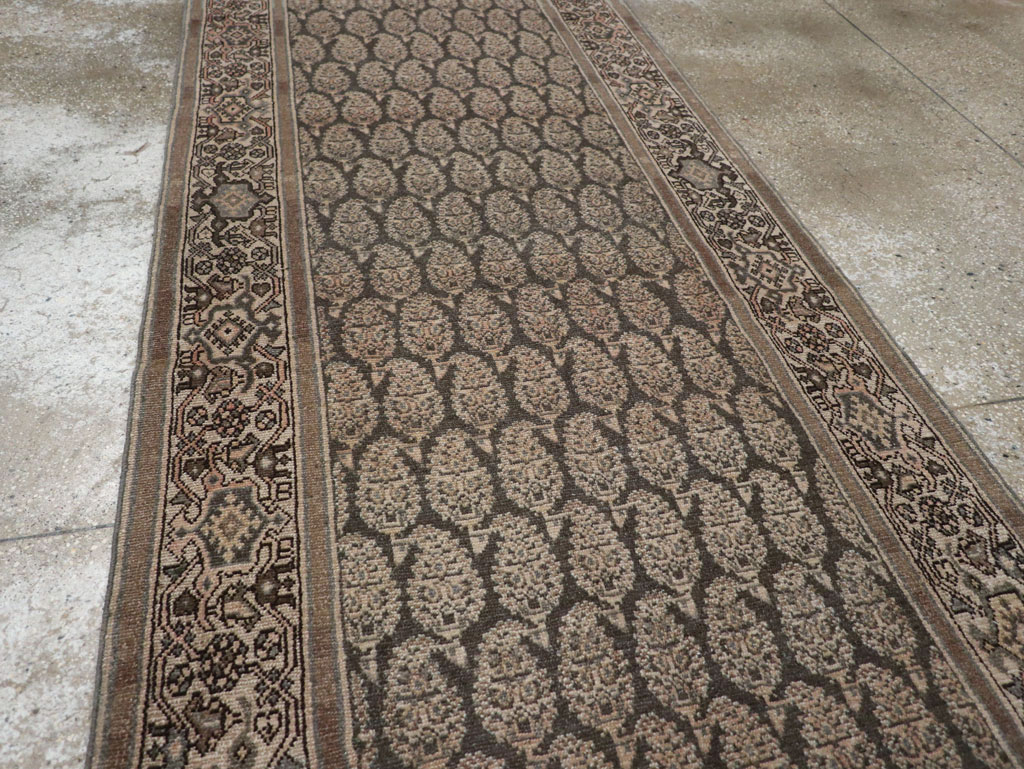 Vintage Persian Malayer Long Runner, No.32706 - Galerie Shabab