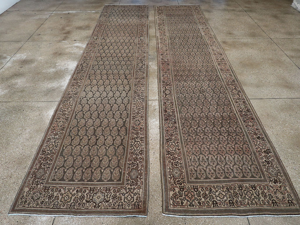Vintage Persian Malayer Long Runner, No.32706 - Galerie Shabab