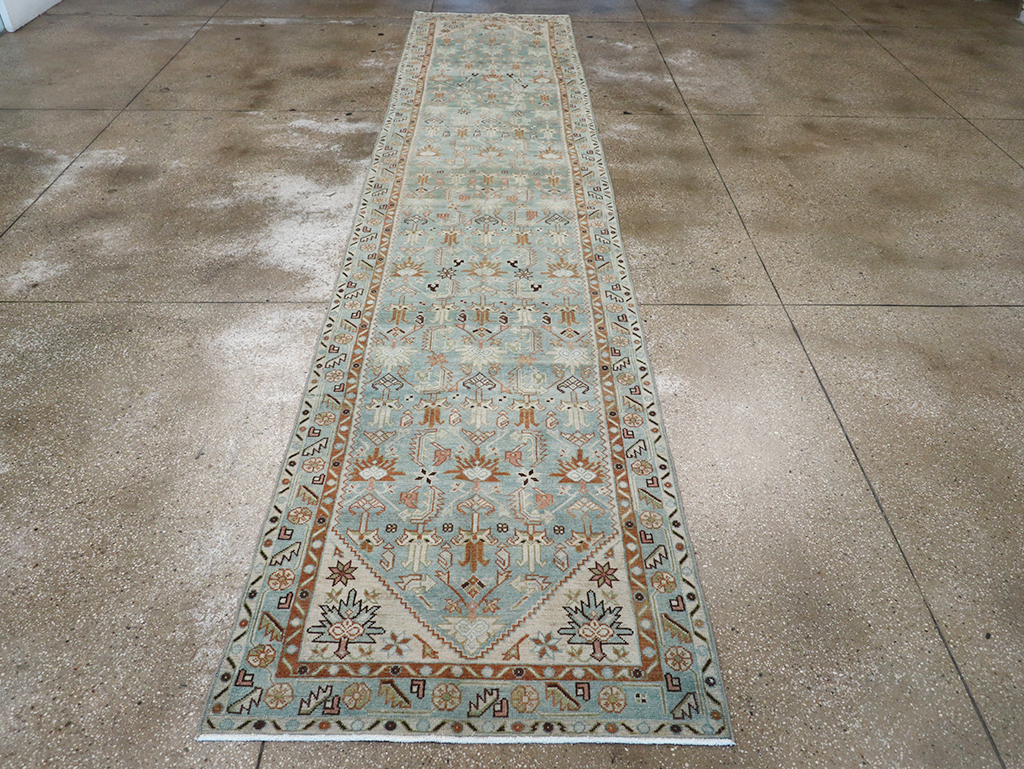 Vintage Persian Malayer Long Runner, No.32708 - Galerie Shabab