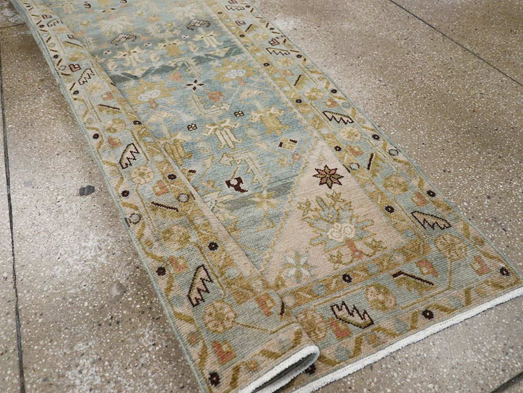 Vintage Persian Malayer Long Runner, No.32710 - Galerie Shabab