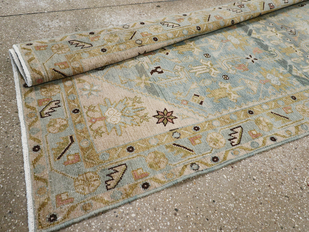 Vintage Persian Malayer Long Runner, No.32710 - Galerie Shabab