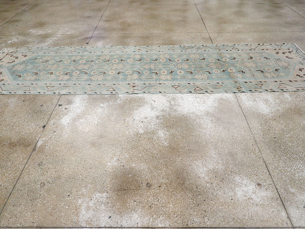 Vintage Persian Malayer Runner, No.32719 - Galerie Shabab