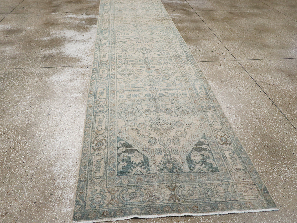 Vintage Persian Malayer Long Runner, No.32720 - Galerie Shabab
