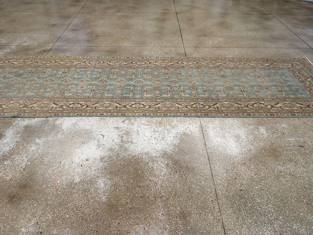 Vintage Persian Malayer Runner, No.32721 - Galerie Shabab