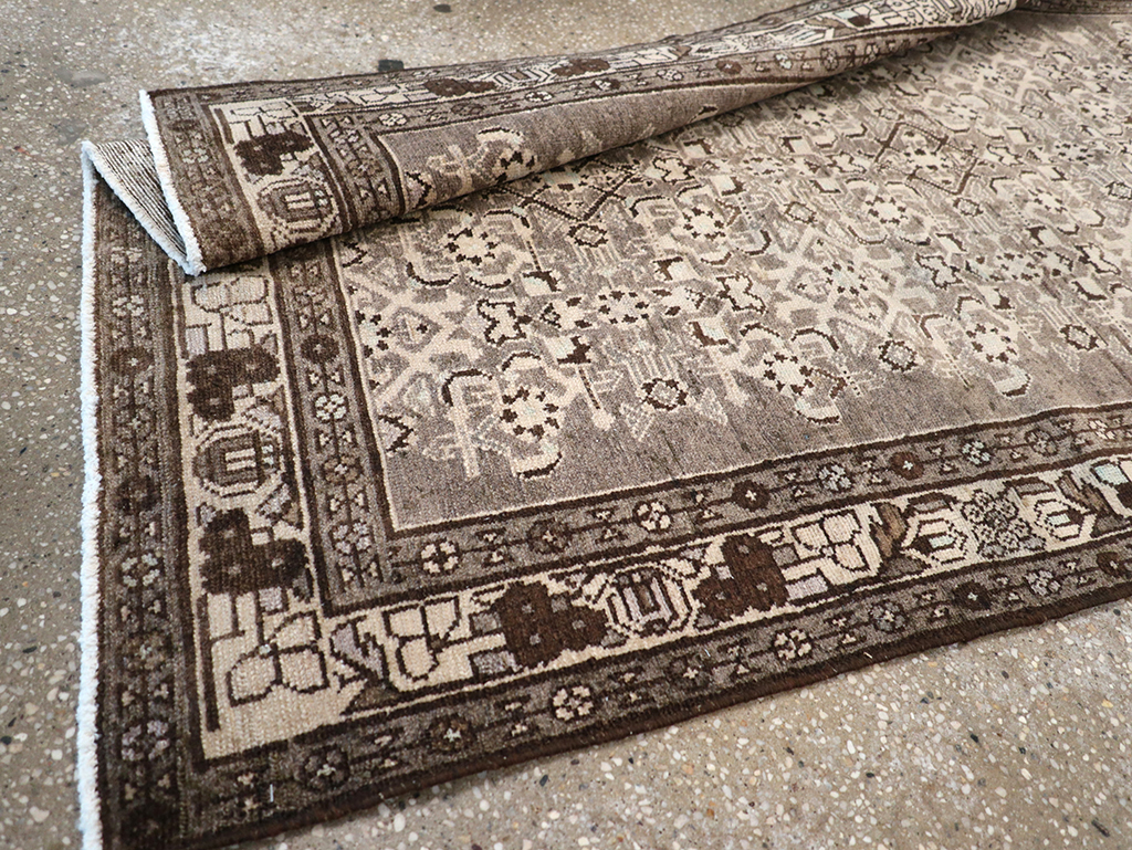 Vintage Persian Malayer Runner, No.32722 - Galerie Shabab