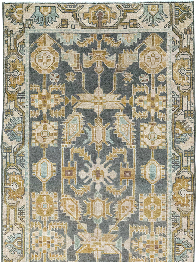Vintage Persian Malayer Long Runner, No.32725 - Galerie Shabab