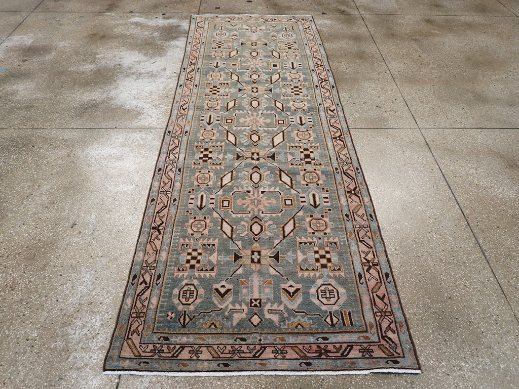Vintage Persian Malayer Runner, No.32726 - Galerie Shabab
