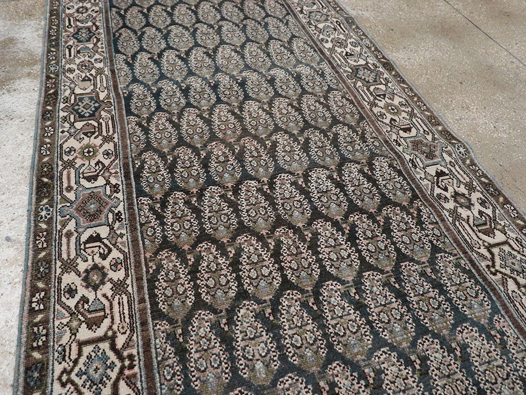 Antique Persian Malayer Runner, No.32728 - Galerie Shabab