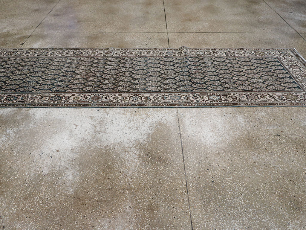 Antique Persian Malayer Runner, No.32728 - Galerie Shabab