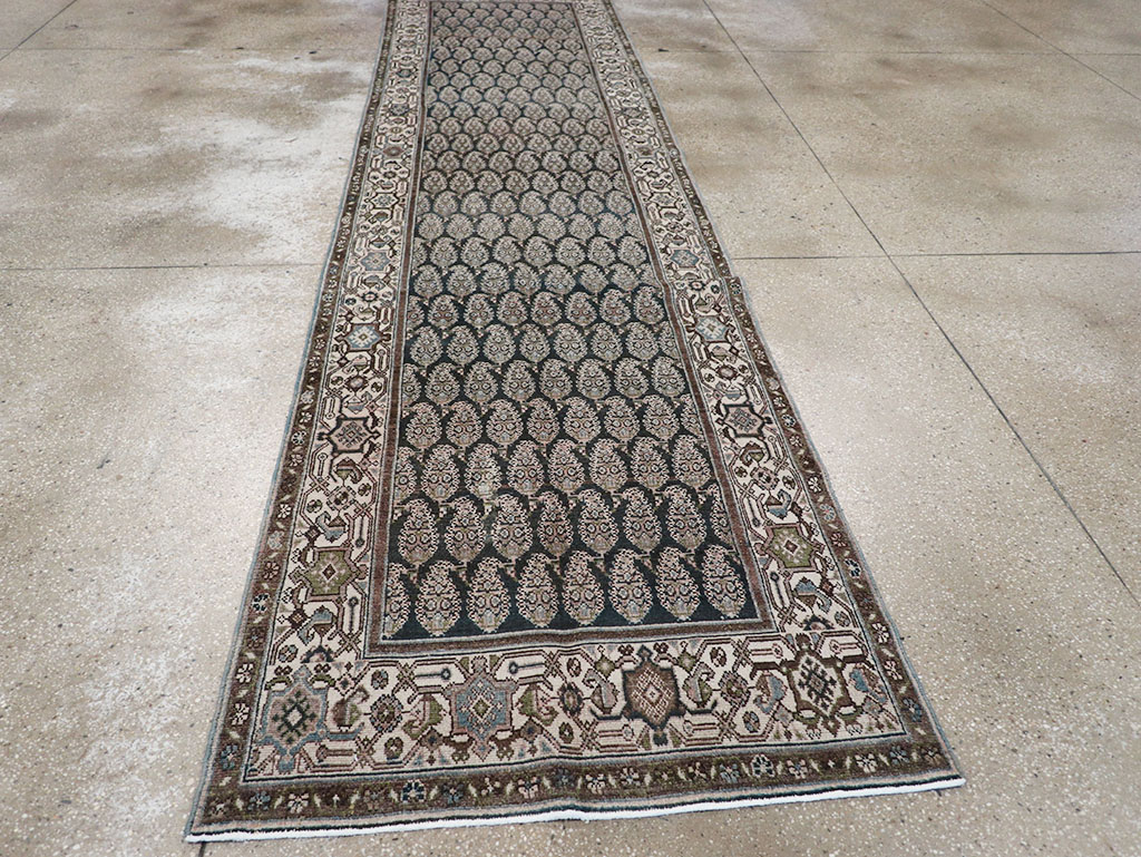 Antique Persian Malayer Runner, No.32728 - Galerie Shabab