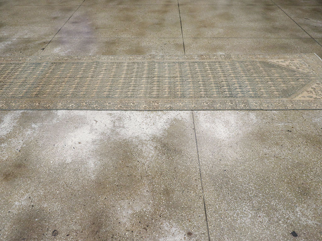 Vintage Persian Malayer Long Runner, No.32736 - Galerie Shabab