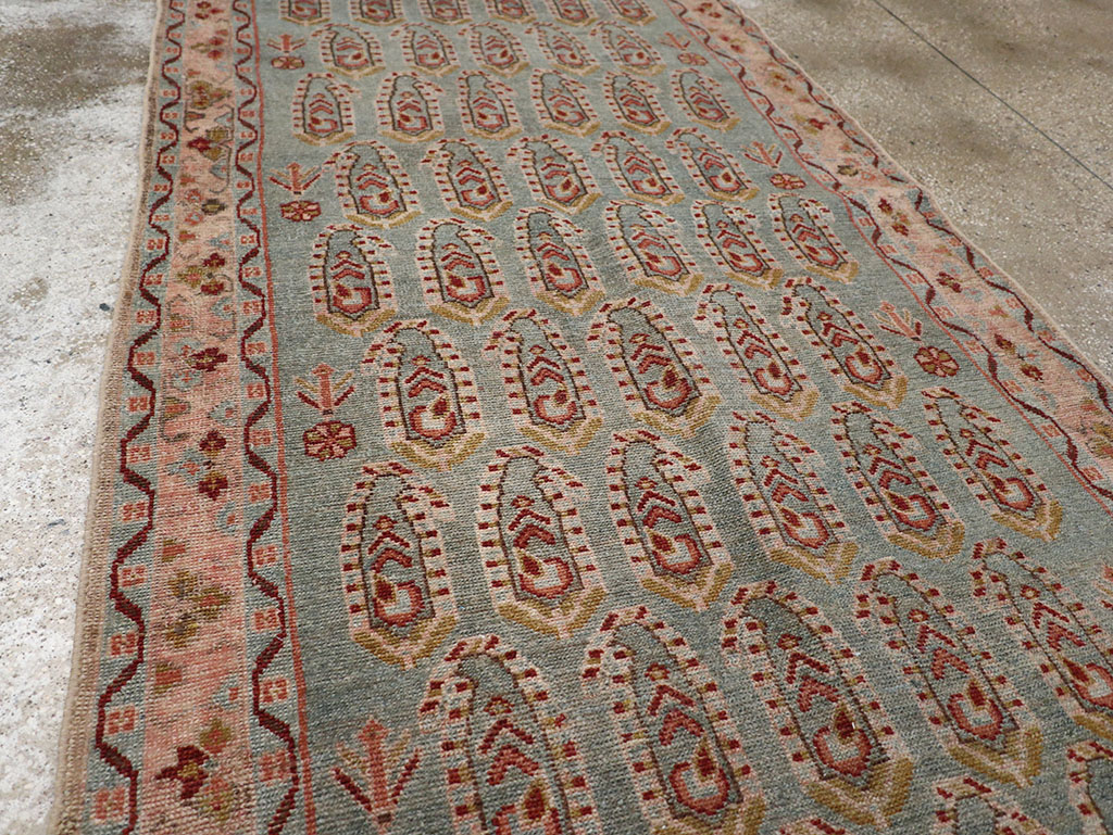 Vintage Persian Malayer Runner, No.32737 - Galerie Shabab