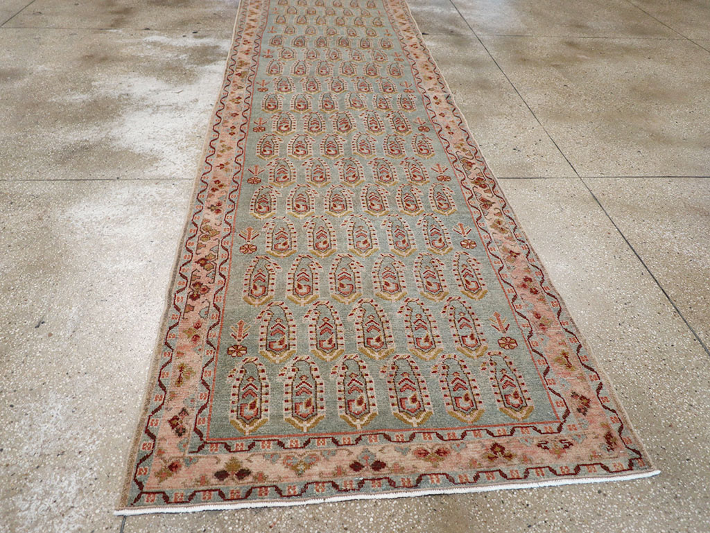 Vintage Persian Malayer Runner, No.32737 - Galerie Shabab
