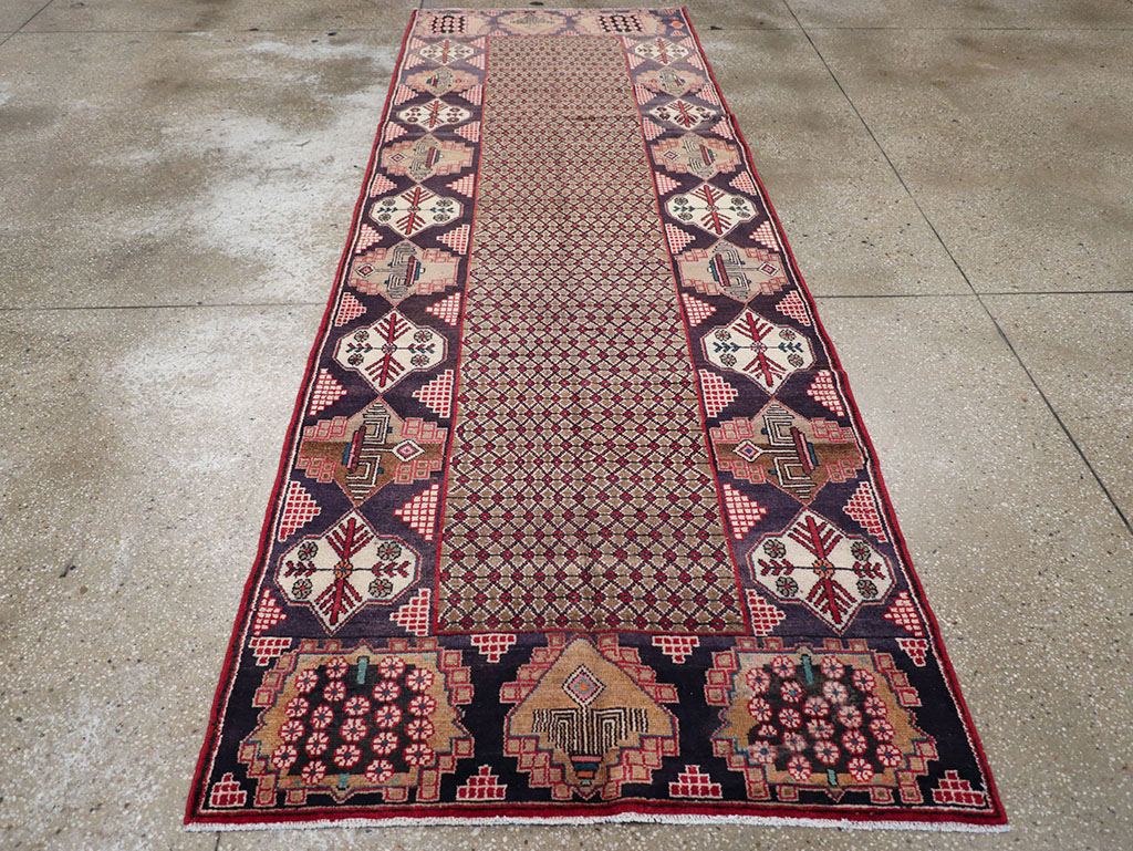Vintage Persian Serab Gallery Rug, No.32738 - Galerie Shabab