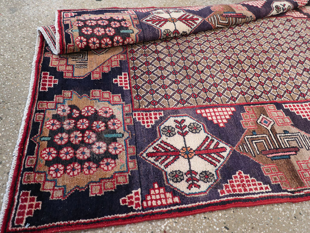 Vintage Persian Serab Gallery Rug, No.32738 - Galerie Shabab