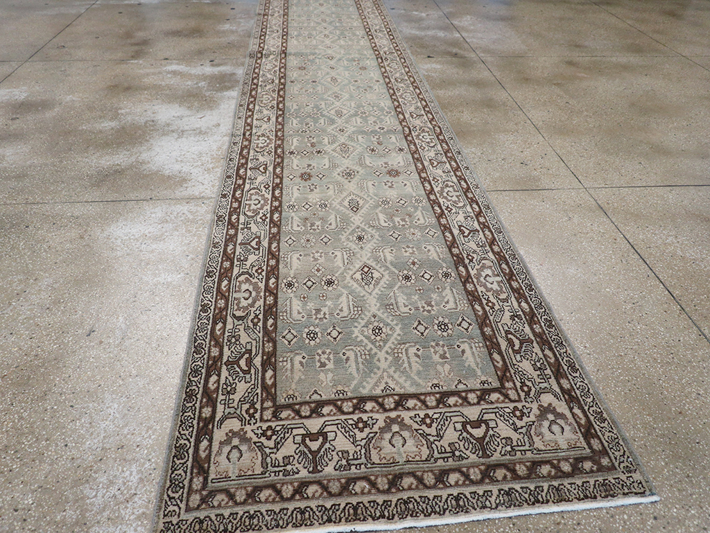 Vintage Persian Malayer Long Runner, No.32741 - Galerie Shabab