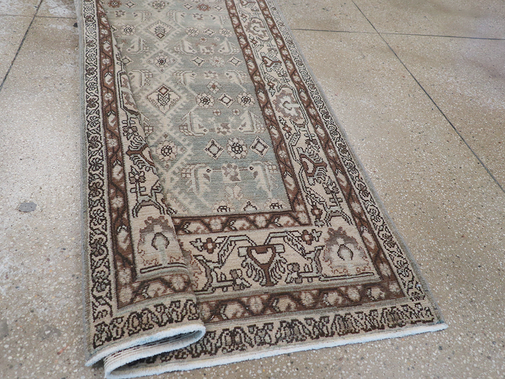 Vintage Persian Malayer Long Runner, No.32741 - Galerie Shabab