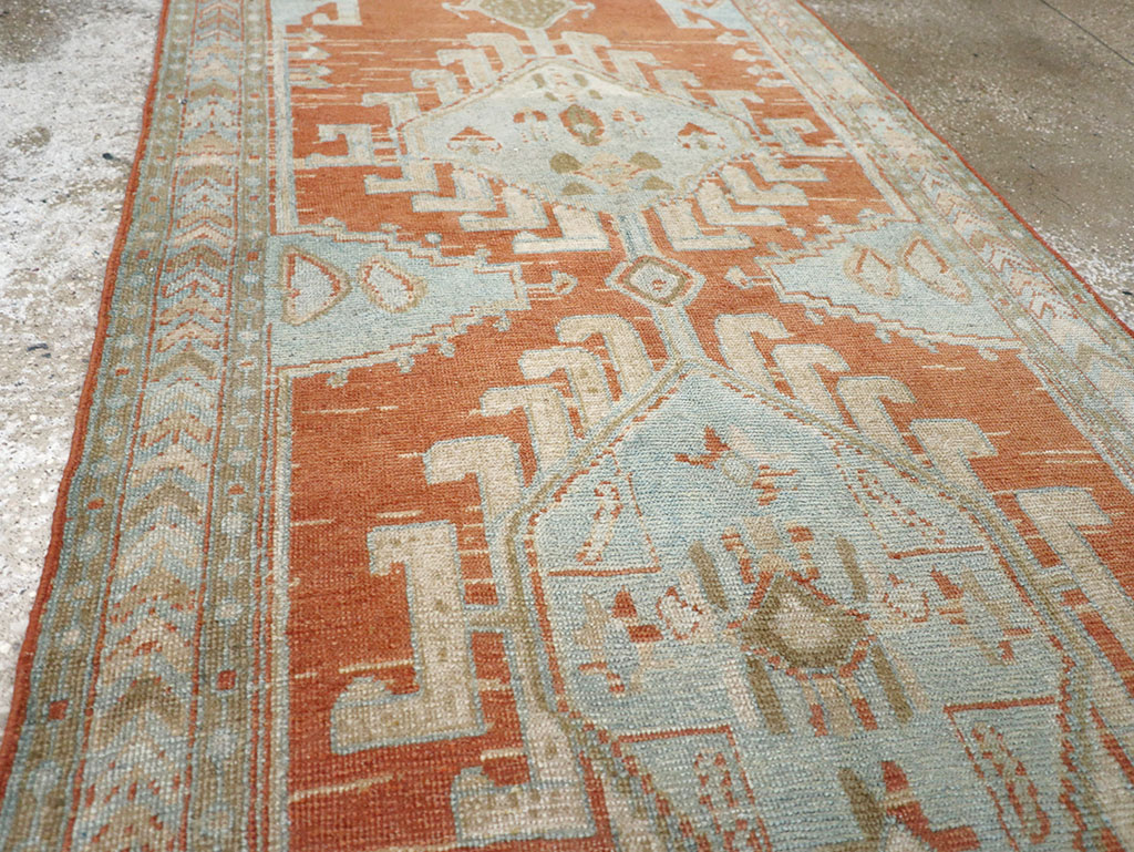 Vintage Persian Veece Accent Rug, No.32744 - Galerie Shabab