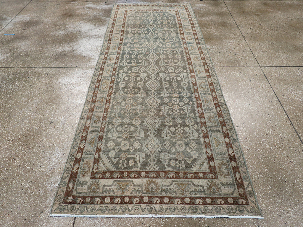 Vintage Persian Malayer Runner, No.32747 - Galerie Shabab