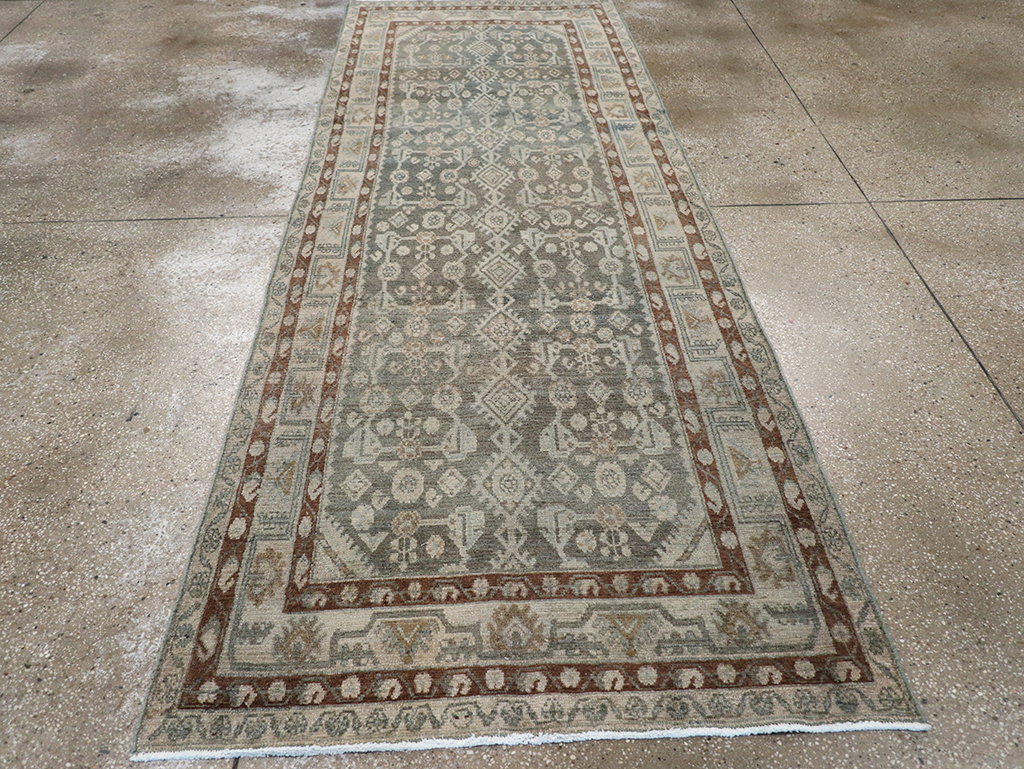 Vintage Persian Malayer Runner, No.32747 - Galerie Shabab