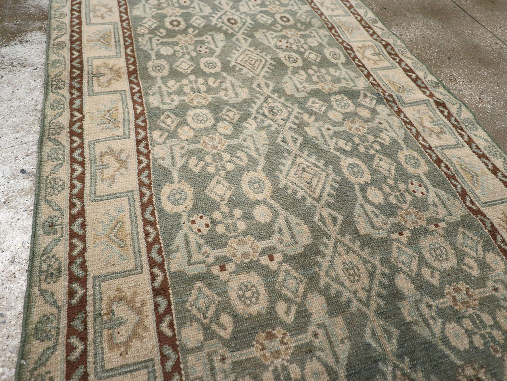 Vintage Persian Malayer Runner, No.32748 - Galerie Shabab