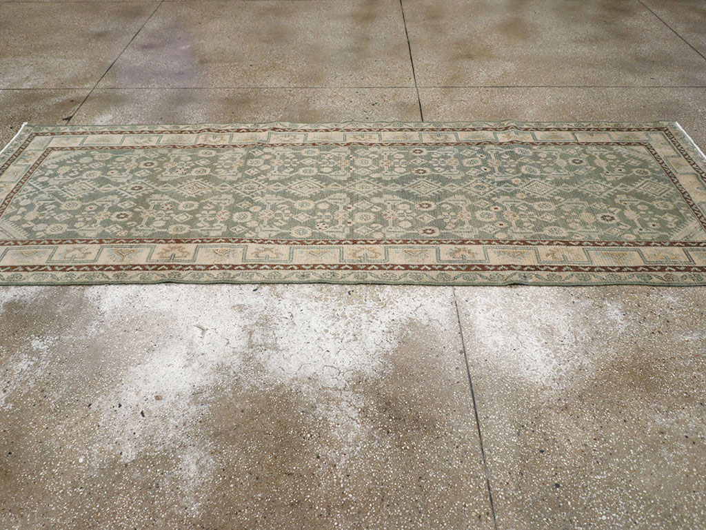 Vintage Persian Malayer Runner, No.32748 - Galerie Shabab