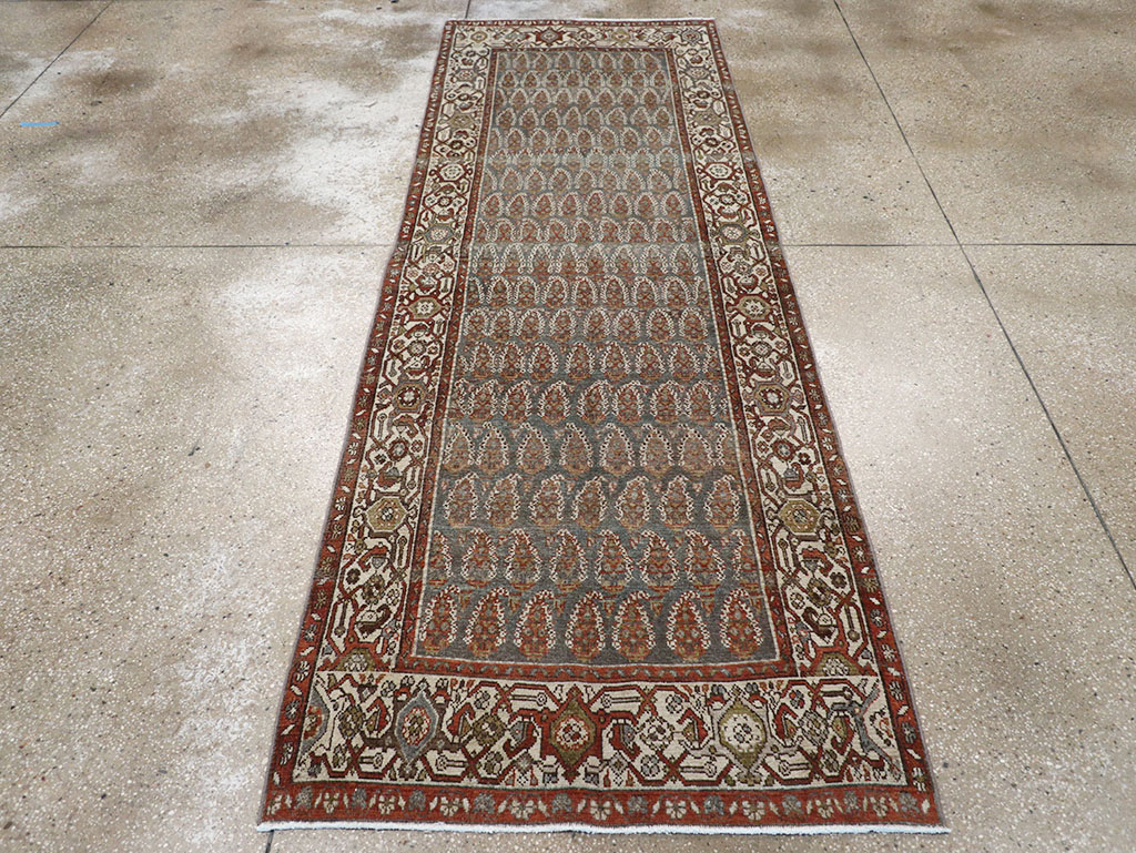 Vintage Persian Malayer Runner, No.32750 - Galerie Shabab