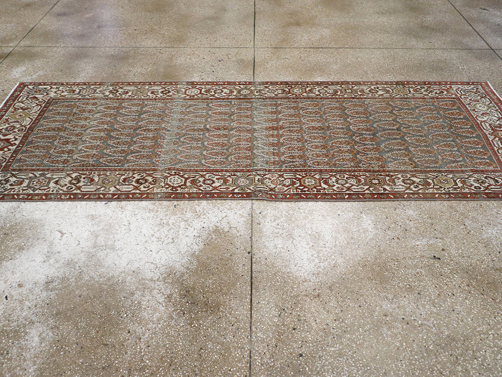 Vintage Persian Malayer Runner, No.32750 - Galerie Shabab