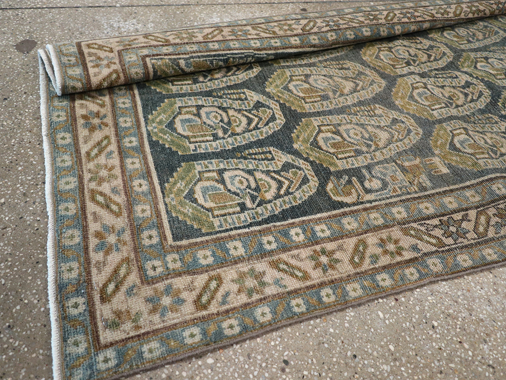 Vintage Persian Malayer Long Runner, No.32752 - Galerie Shabab