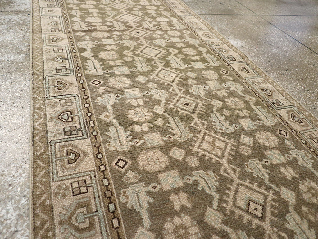 Vintage Persian Malayer Runner, No.32758 - Galerie Shabab