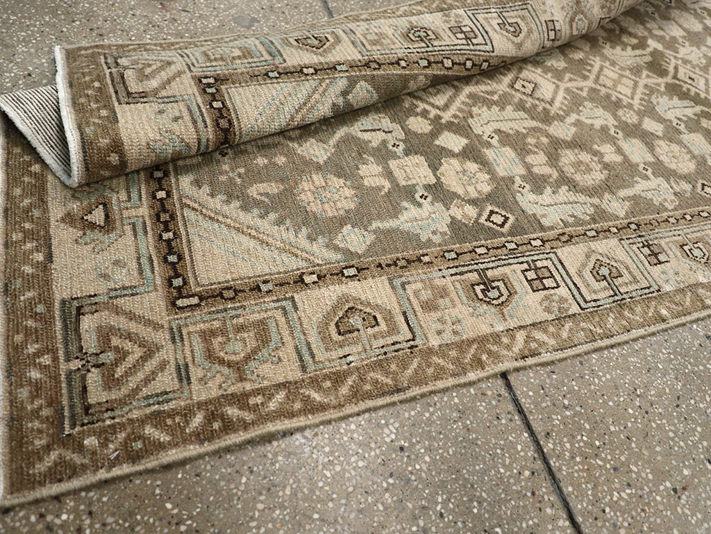 Vintage Persian Malayer Runner, No.32758 - Galerie Shabab