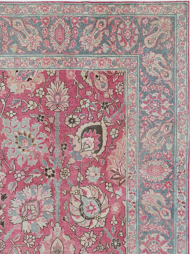 Antique Persian Tabriz Accent Carpet, No.32760 - Galerie Shabab
