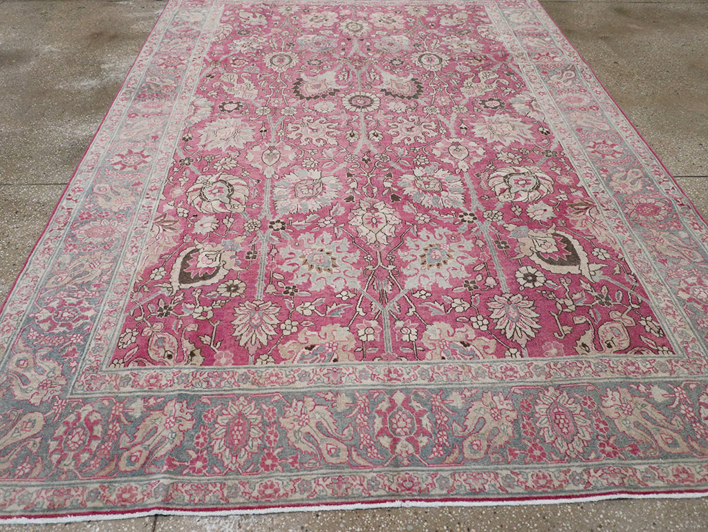 Antique Persian Tabriz Accent Carpet, No.32760 - Galerie Shabab