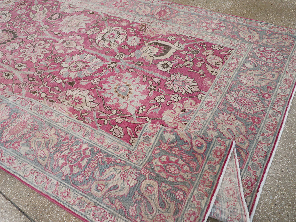 Antique Persian Tabriz Accent Carpet, No.32760 - Galerie Shabab