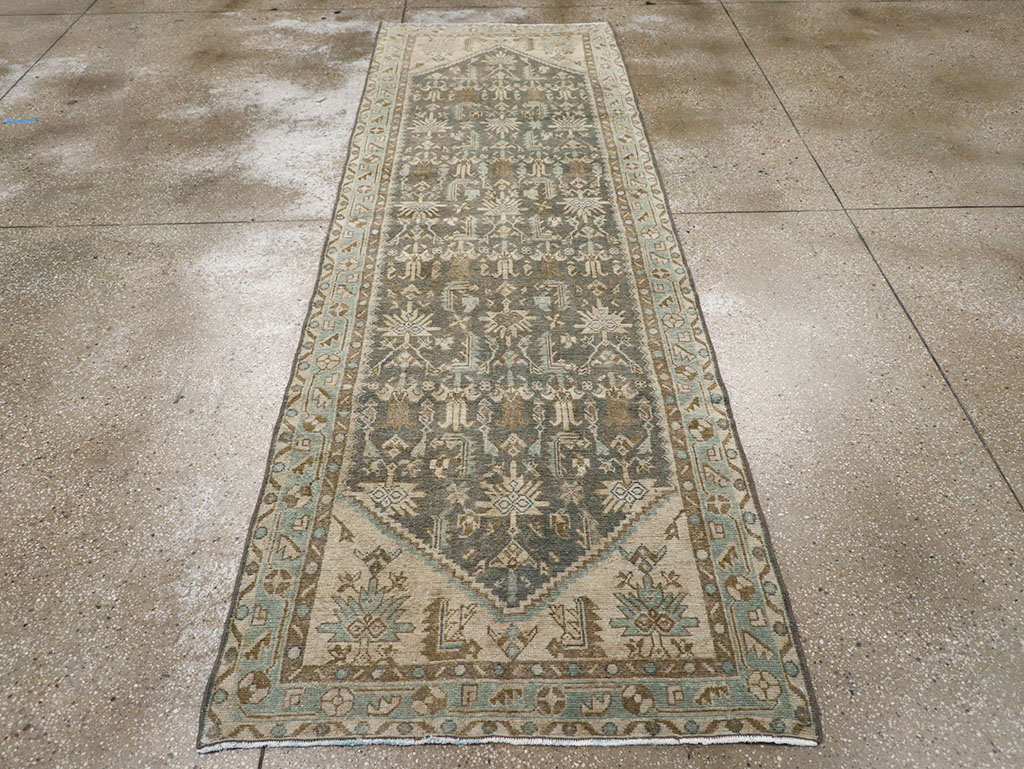 Vintage Persian Malayer Runner, No.32762 - Galerie Shabab