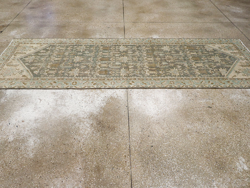 Vintage Persian Malayer Runner, No.32762 - Galerie Shabab