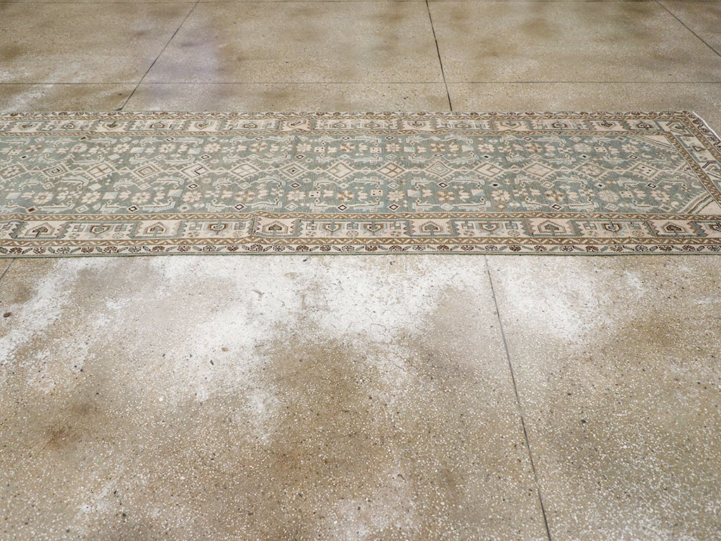 Vintage Persian Malayer Runner, No.32763 - Galerie Shabab