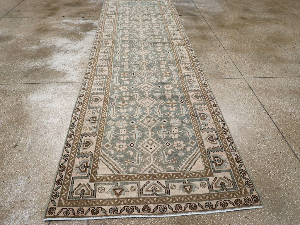 Vintage Persian Malayer Runner, No.32763 - Galerie Shabab