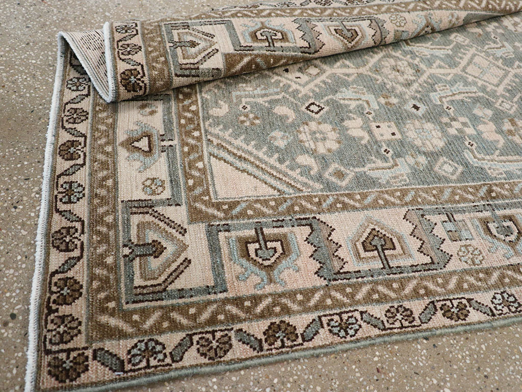 Vintage Persian Malayer Runner, No.32763 - Galerie Shabab