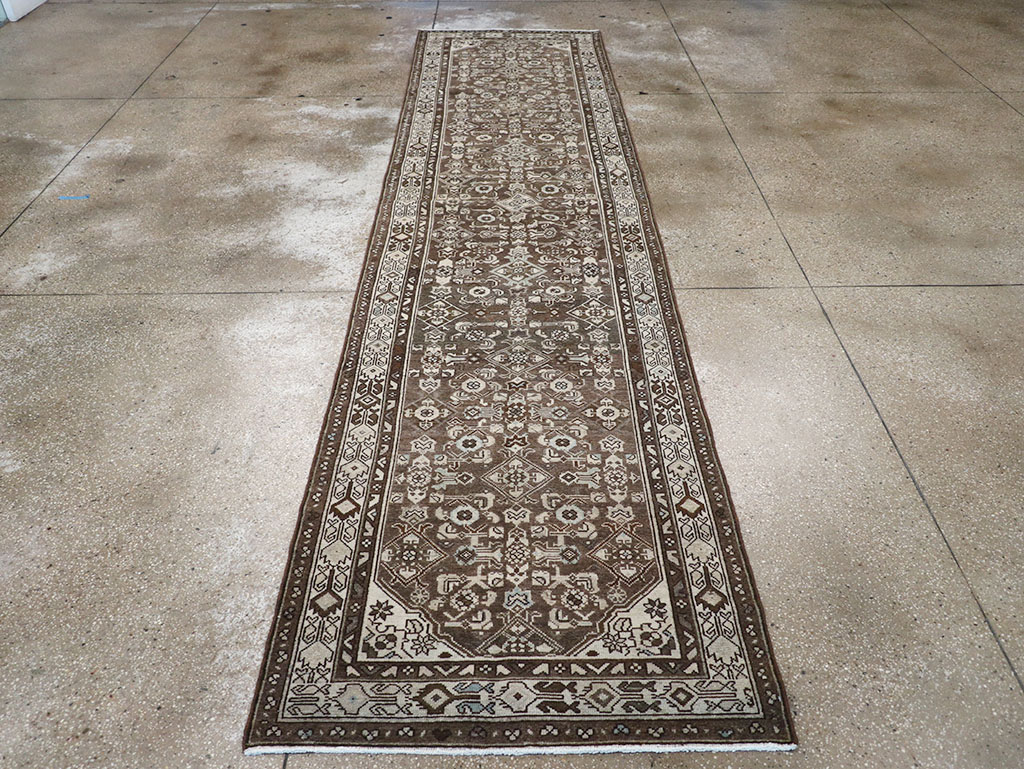 Vintage Persian Malayer Runner, No.32766 - Galerie Shabab