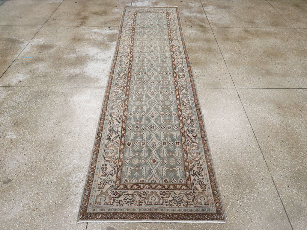 Vintage Persian Malayer Runner, No.32767 - Galerie Shabab