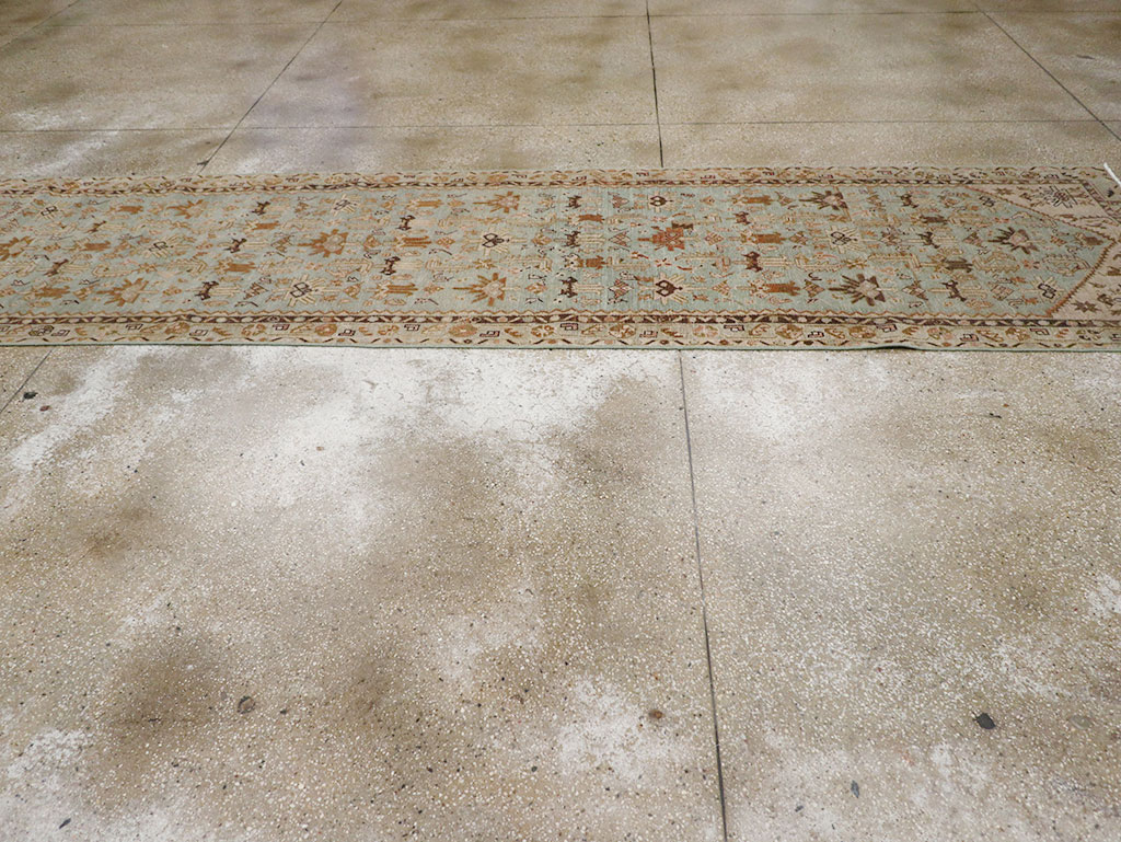 Vintage Persian Malayer Long Runner, No.32772 - Galerie Shabab