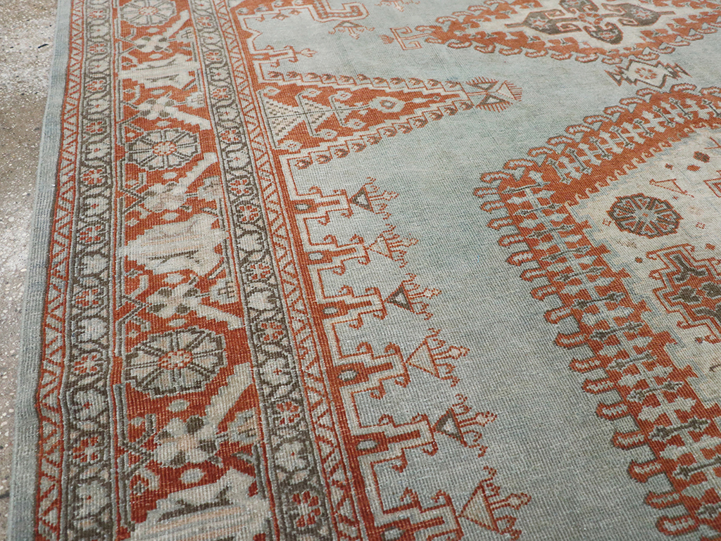 Vintage Persian Veece Accent Carpet, No.32774 - Galerie Shabab